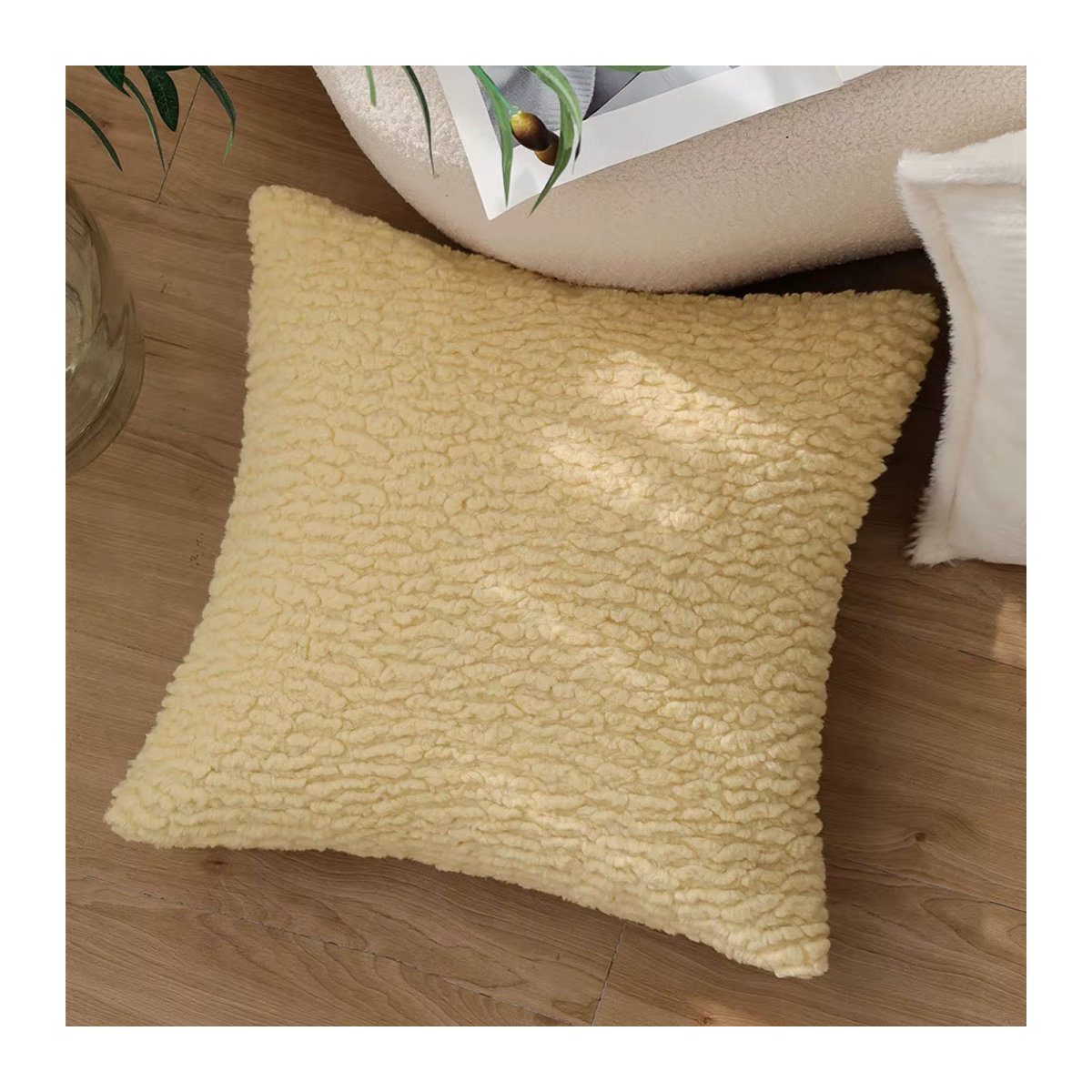Dekorativer Plüsch Kissenbezug von CANIRICA in Gelb, ultra weich für Sofa und Wohnzimmer, 45 x 45 cm - Bild 3