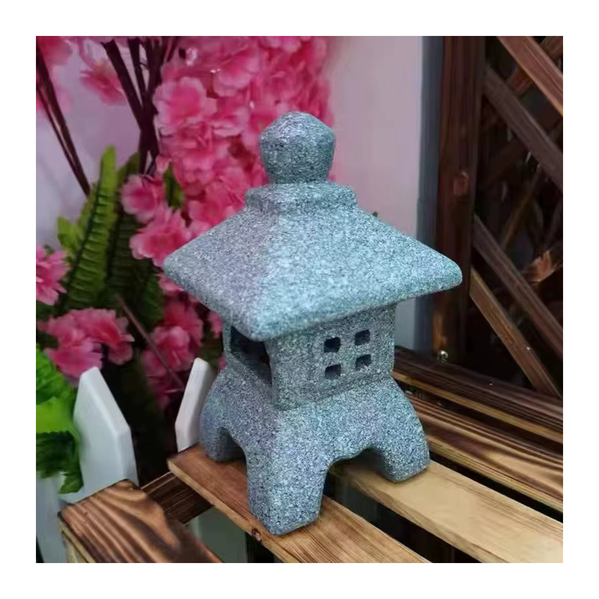 Dekorativer Zen-Kerzenständer aus Kunstharz als Garten-Skulptur und Laterne für deinen Balkon oder Innenhof - Bild 4