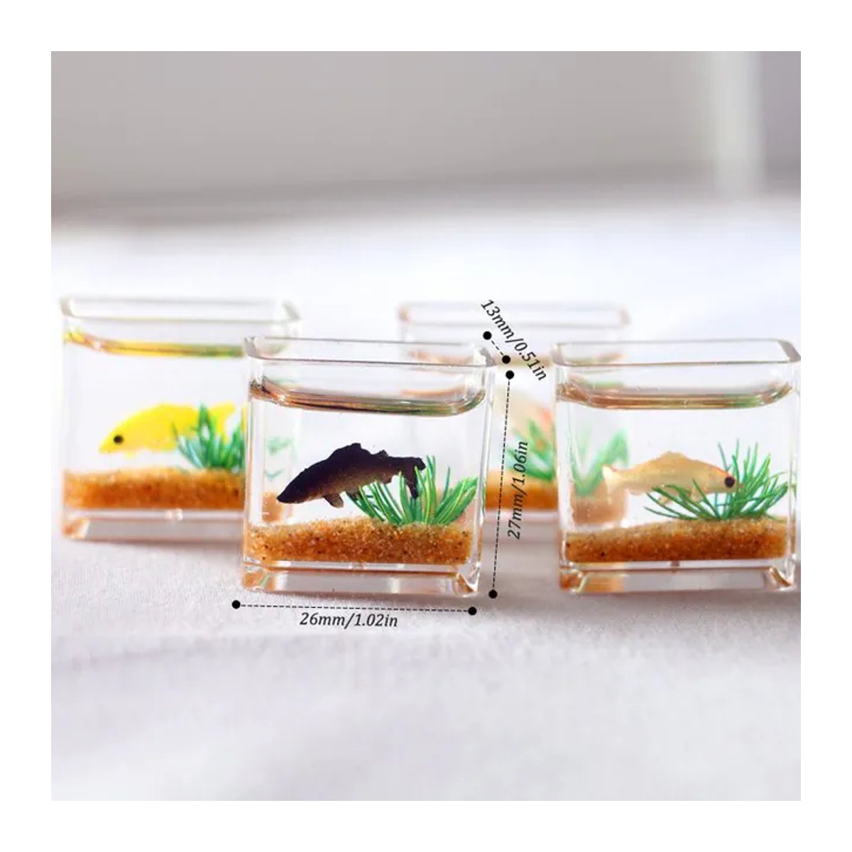 DIAPER&CORED Miniatur Glas Aquarium Schüssel in Transparent für Puppenhaus Dekoration - Bild 1