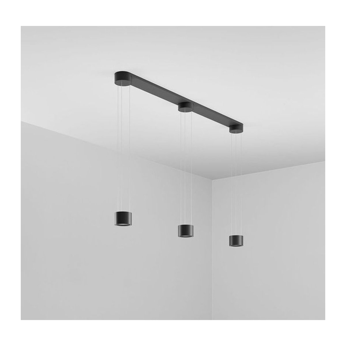 DLS Lighting Hanging Clippo CS III LED-Pendelleuchte aus Aluminium in Schwarz mit warmweißem Licht - Bild 1