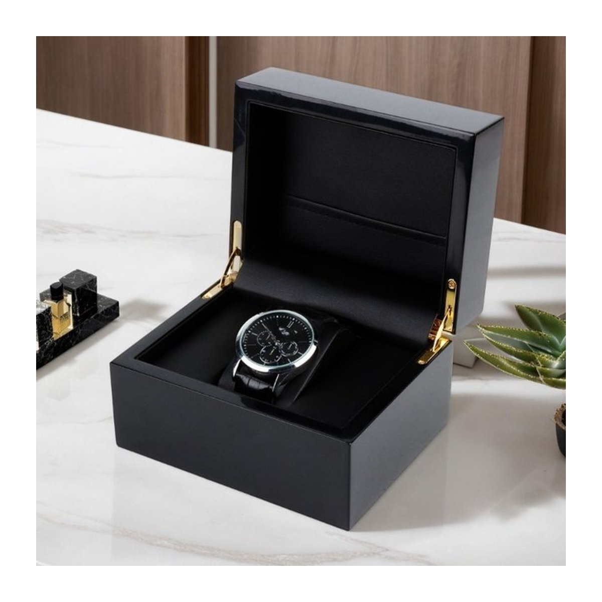 DOKW Uhrenaufbewahrungsbox aus Holz mit Lederfutter in Schwarz als minimalistischer Schmuck-Organizer - Bild 1