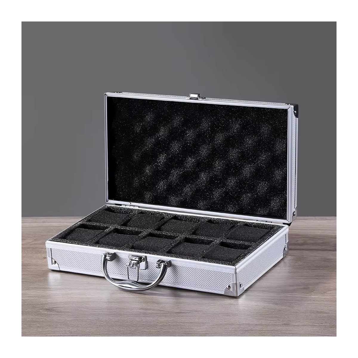 DOKW Uhrenbox aus Aluminiumlegierung in Schwarz mit 12 Fächern zur Aufbewahrung deiner Uhrensammlung - Bild 2