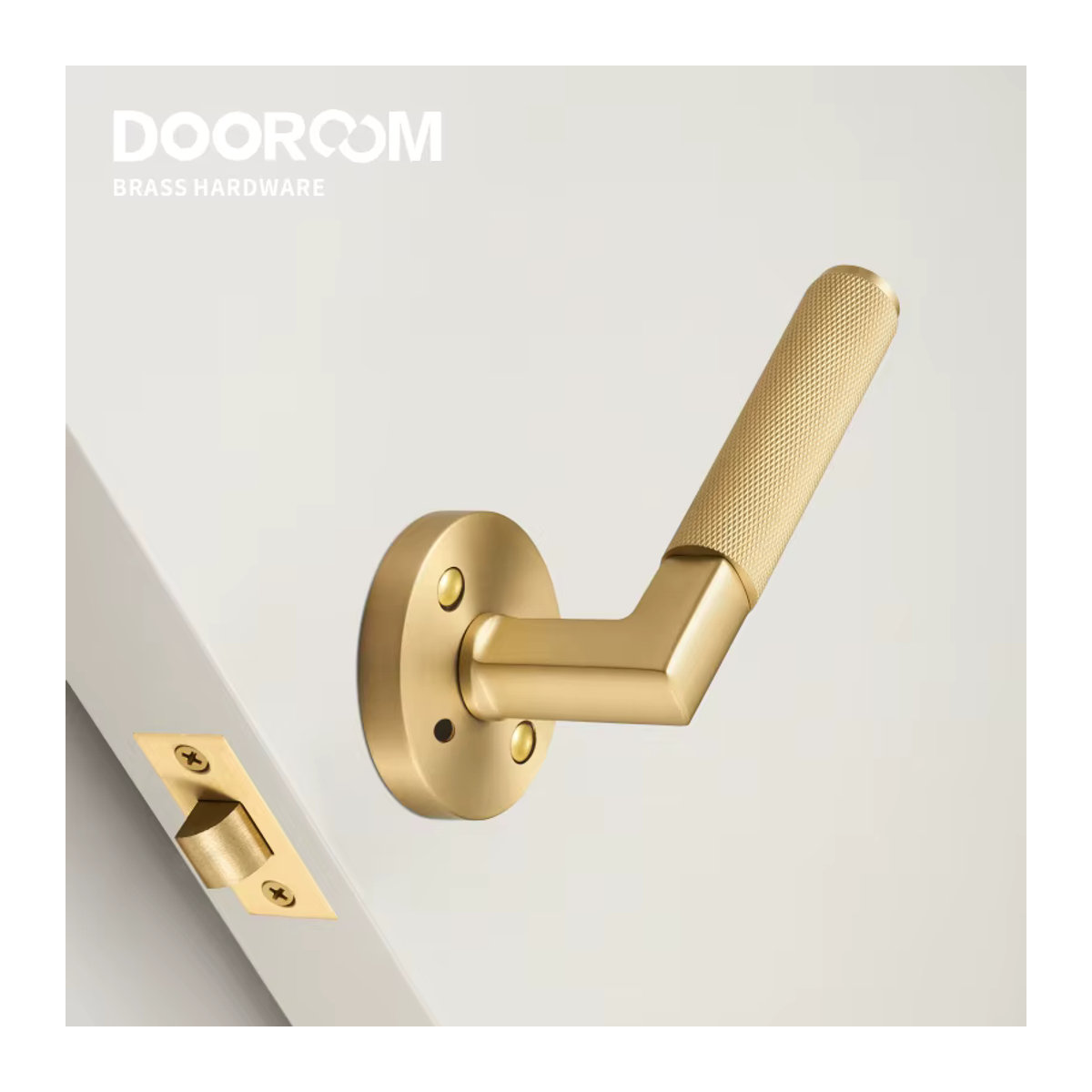 DOOROOM Messing Türschloss Set mit Hebel und Rosette 65mm für 2-1/8 Zoll Loch für Schrank und Privatsphäre in Messing und Modernem Design - Bild 1