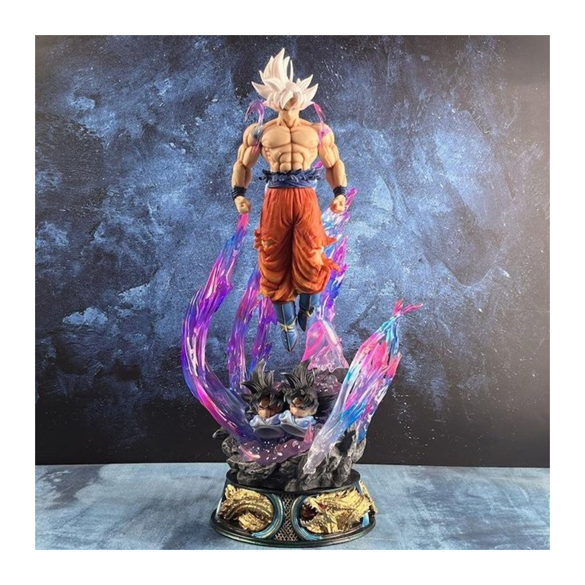 Dragon Ball Anime Figur Goku Ultra Instinct Super Saiyan Statue aus Kunststoff, mehrfarbig, Höhe: 25 cm - Bild 1