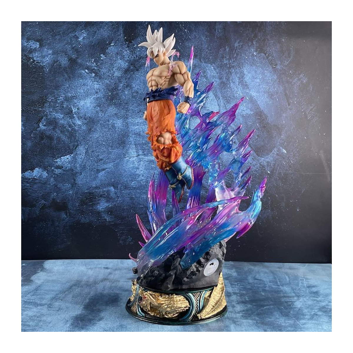 Dragon Ball Anime Figur Goku Ultra Instinct Super Saiyan Statue aus Kunststoff, mehrfarbig, Höhe: 25 cm - Bild 5