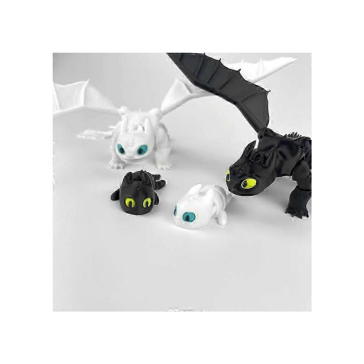 DreamWorks Drachenzähmen leicht gemacht Zahnlos und Ohnezahn 3D Figuren Set aus Kunststoff, Schwarz und Weiß, Höhe: 22 cm - Bild 4