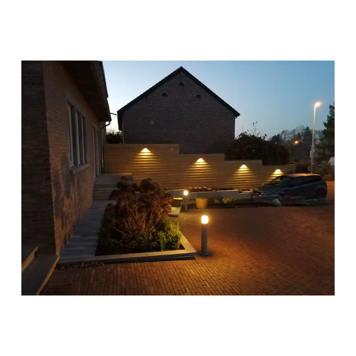 EE LED Wandleuchte IP65 wasserdicht in Schwarz für Outdoor und Indoor im minimalistischen Design - Bild 5