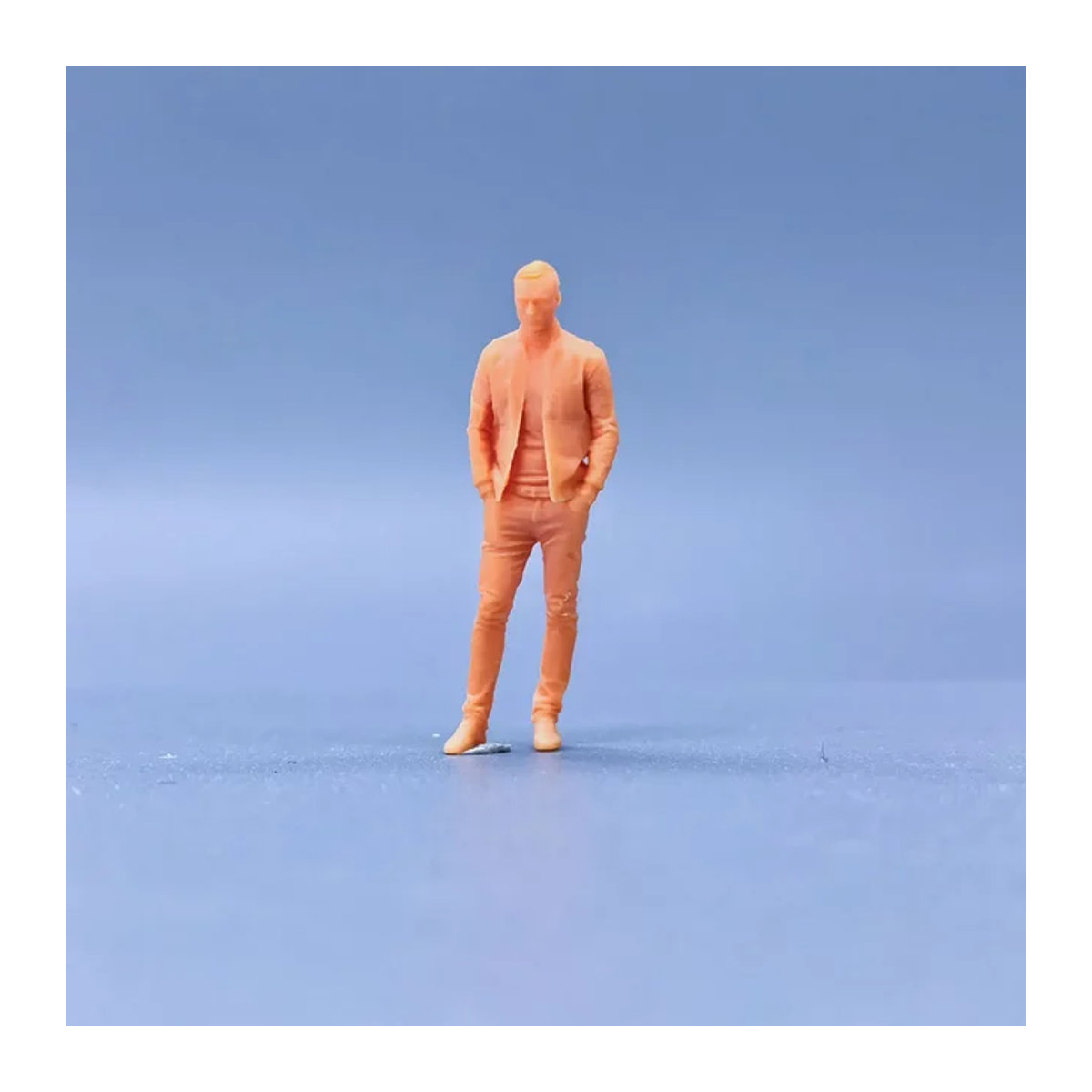 EHCMODEL Miniatur Diorama Handbemalte Menschenfigur aus Kunstharz in Orange Maßstab 1/64 1/43 - Bild 1