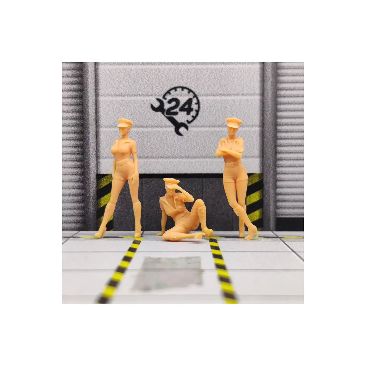 EHCMODEL Miniatur-Diorama Polizistin aus Kunstharz in Beige für den Maßstab 1/43 1/50 1/64 - Bild 5