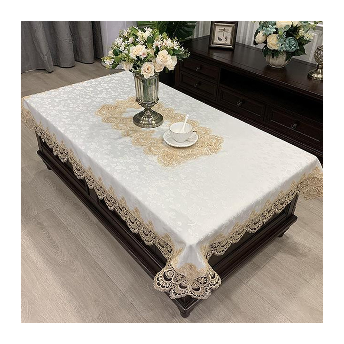 Elegante rechteckige Tischdecke von A Family Of Home Textiles mit luxuriöser Blumen-Spitzenstickerei in Weiß, B/L: 180 x 270 cm - Bild 3