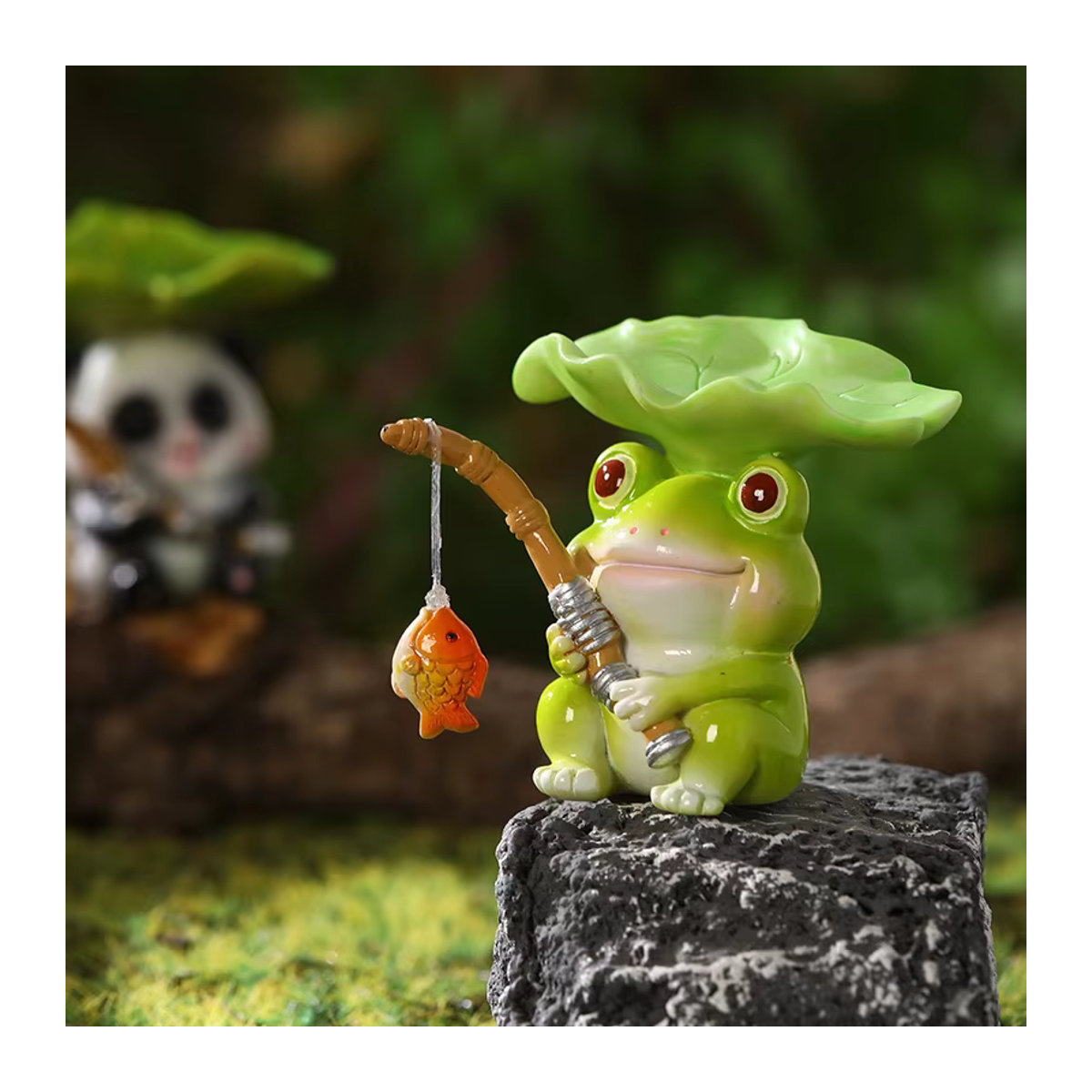 ELESAHOME Dekorative Harz Figuren für Topfpflanzen und Landschaftsgestaltung als Schreibtisch Ornament Set mit Panda, Frosch, Katze und Schwein - Bild 2