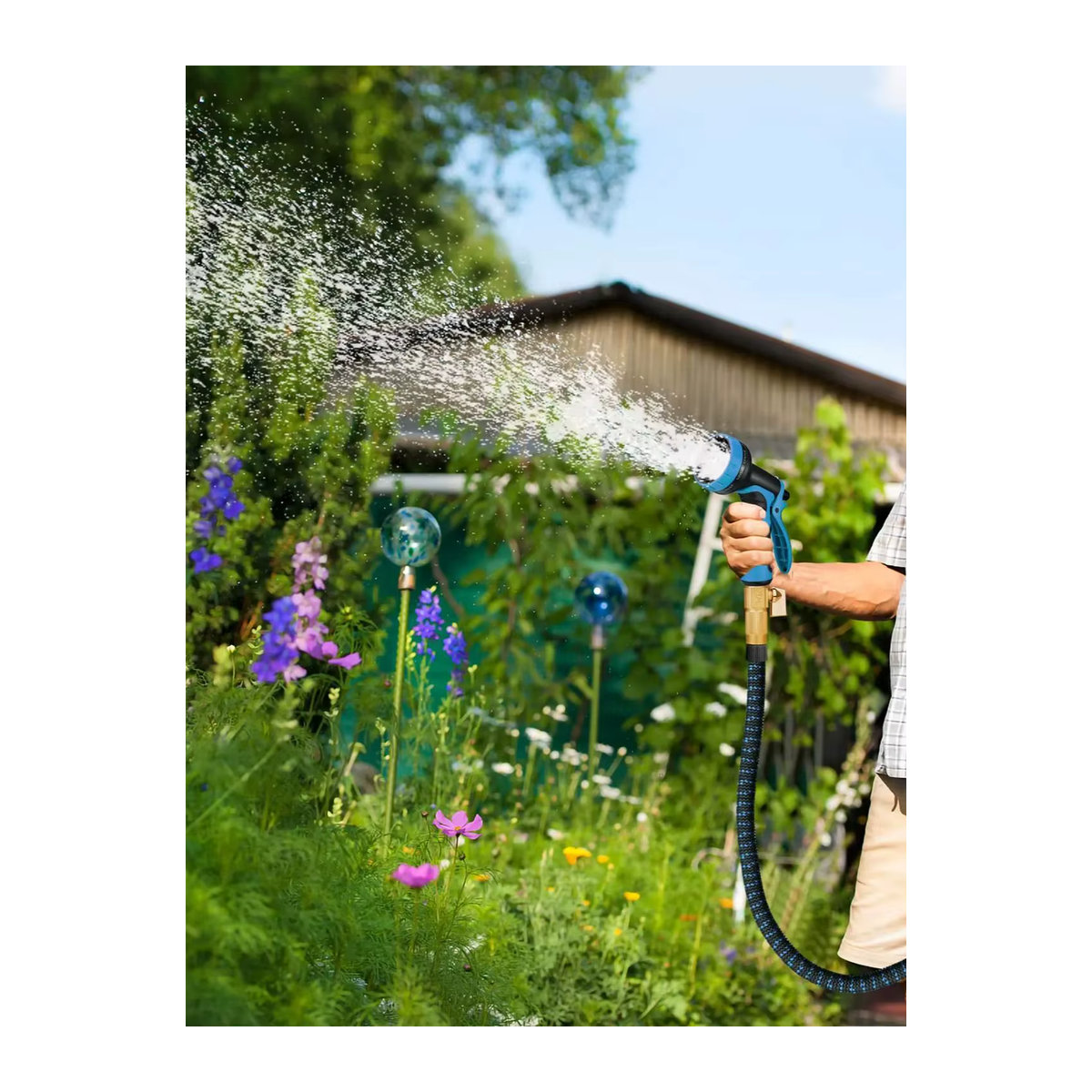 Erweiterbarer Gartenschlauch 75 Fuß mit 10-Funktions-Sprühdüse und 3/4 Zoll Anschlüssen in Schwarz-Blau - Bild 6