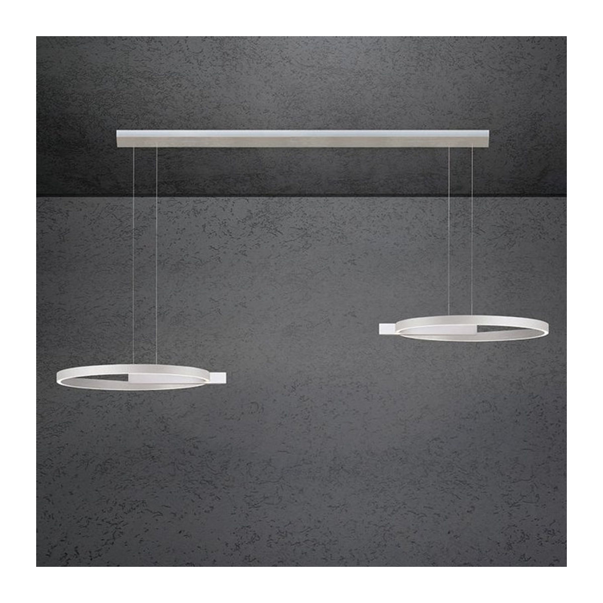 Escale Select Midnight Double 60 LED-Pendelleuchte aus Aluminium in Alufarben - Bild 1