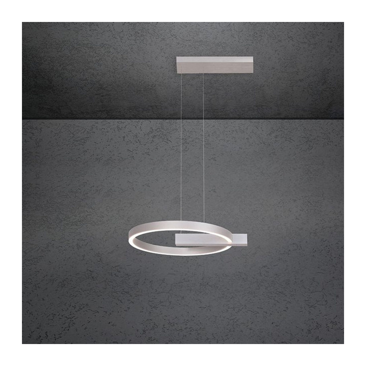 Escale Select Midnight LED-Pendelleuchte aus Aluminium in Alufarben, modern und minimalistisch - Bild 1