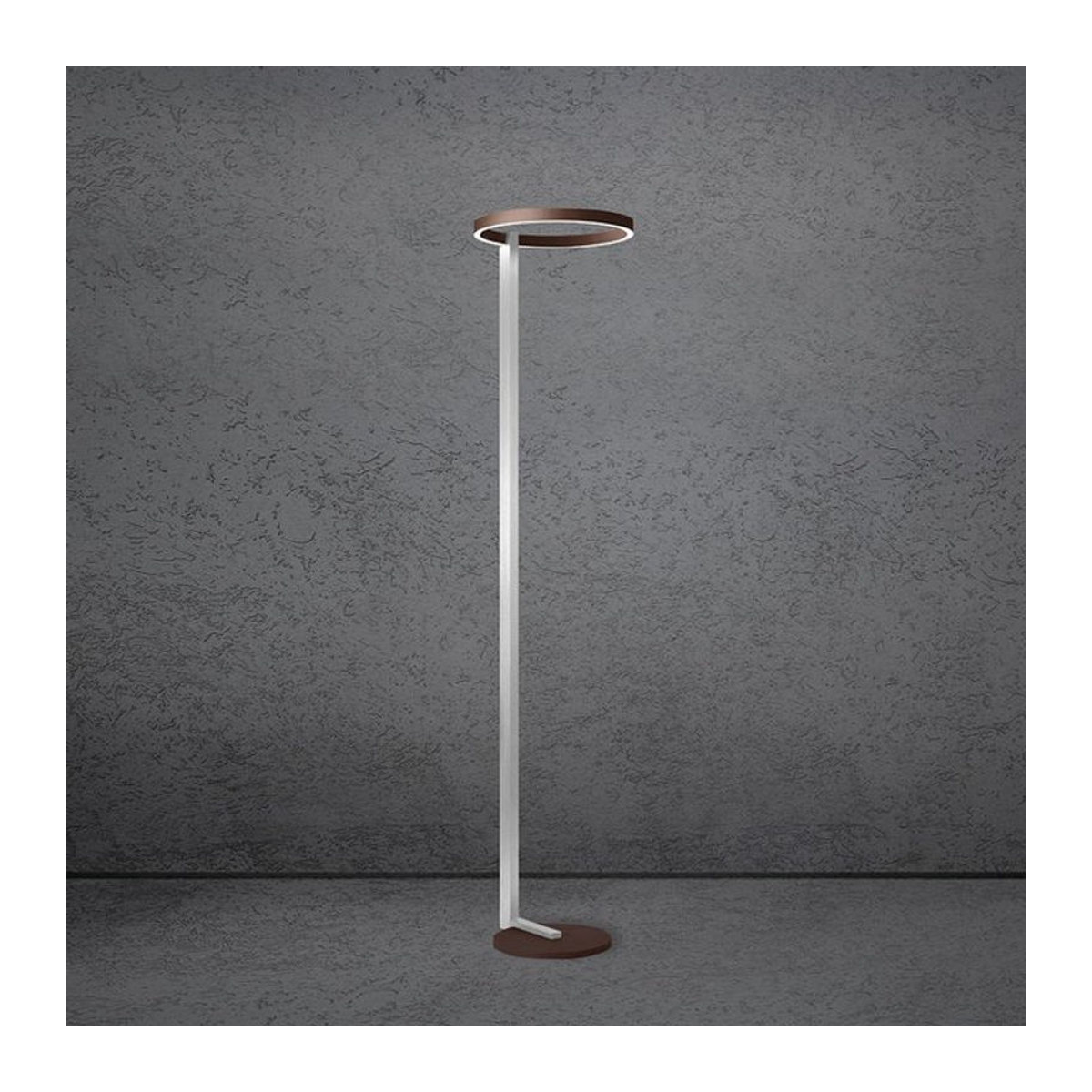 Escale Select Midnight LED-Stehleuchte aus Aluminium in Alufarben mit Bronze-Kopf - Bild 1