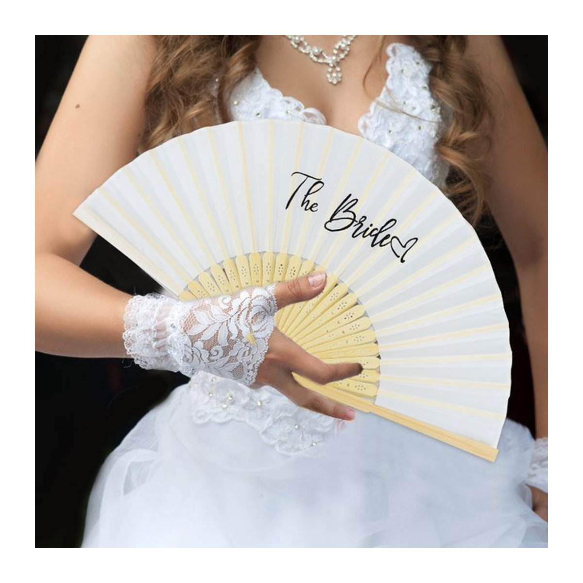 Faltbarer Bambus-Handfächer in Weiß und Schwarz als Souvenir für Hochzeit und Verlobung - Bild 1