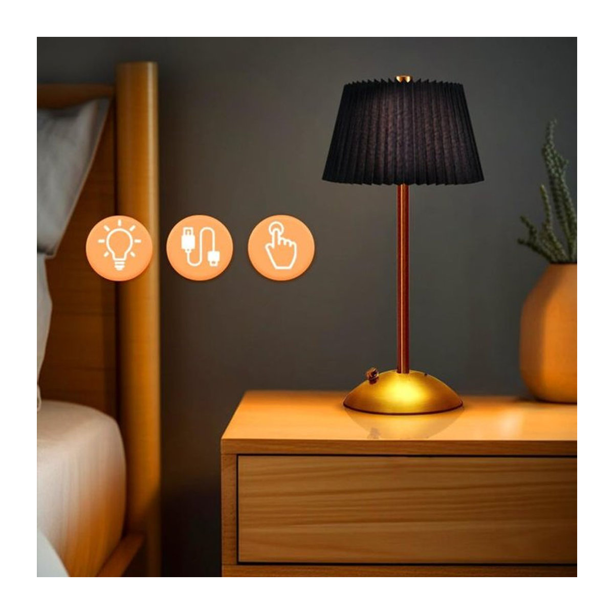 Fantastic House LED-Tischlampe aus Metall und Stoff in Schwarz, kabellos, dimmbar und warmweiß - Bild 1