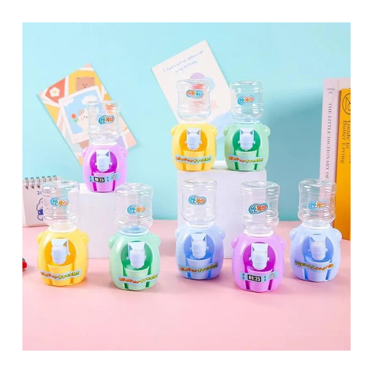 Fashnics Mini Spielhaus Wasserspender aus Kunststoff in Multicolor als Babyspielzeug und Cosplay Requisit - Bild 1