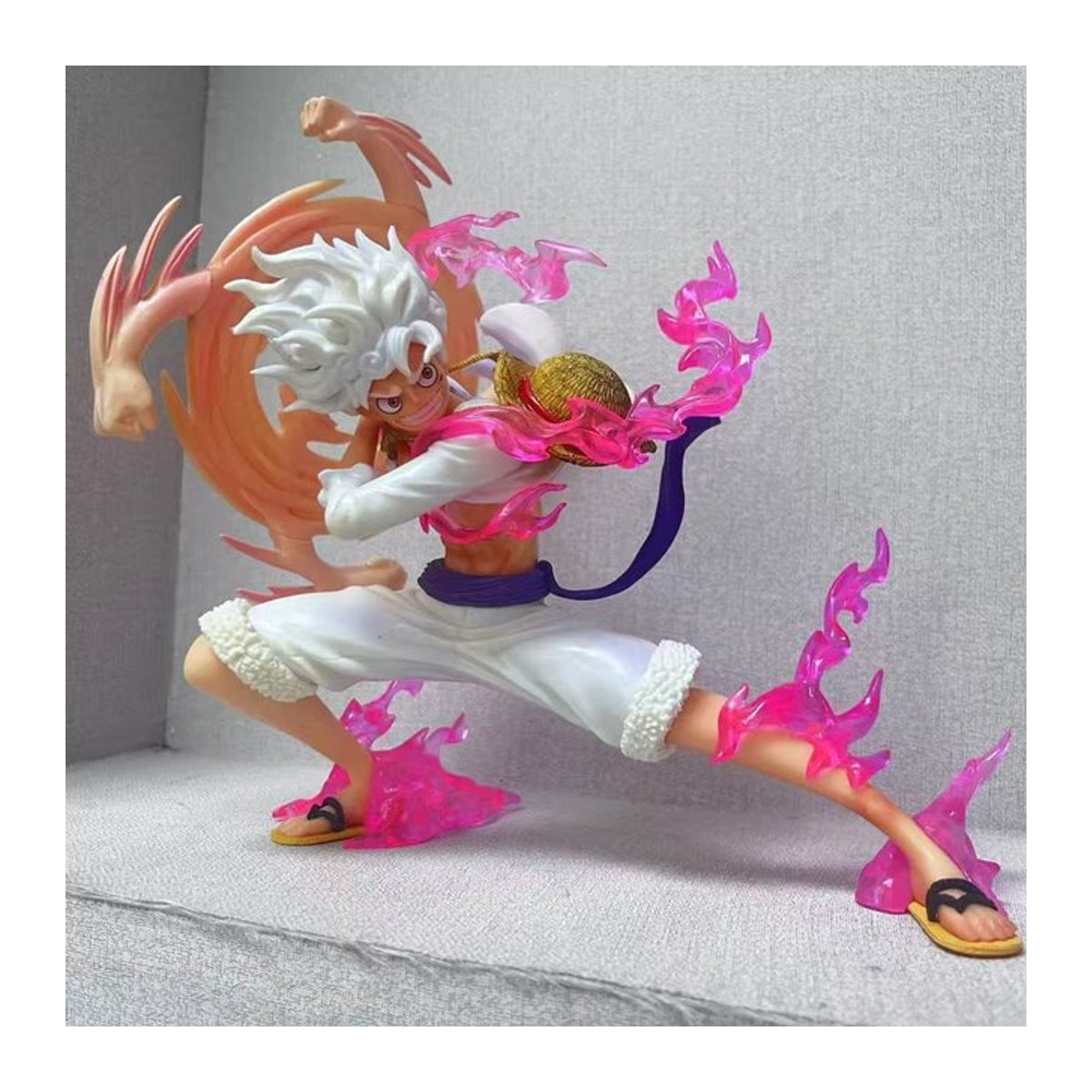 Fashnics One Piece Anime Statue Luffy Gear 5 Nika Figur aus PVC als Schreibtischdekoration für Sammler - Bild 1