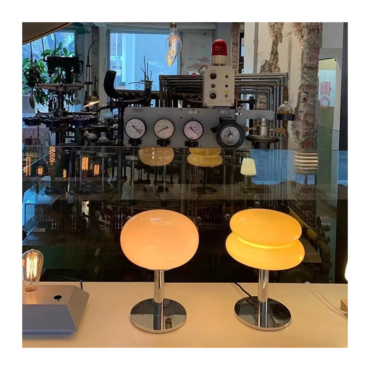 Feimefeiyou Skandinavische LED Tischlampe in Silber, stufenlos dimmbar, minimalistisches Design aus Kunststoff für Schlafzimmer, Wohnzimmer und Schreibtisch - Bild 5
