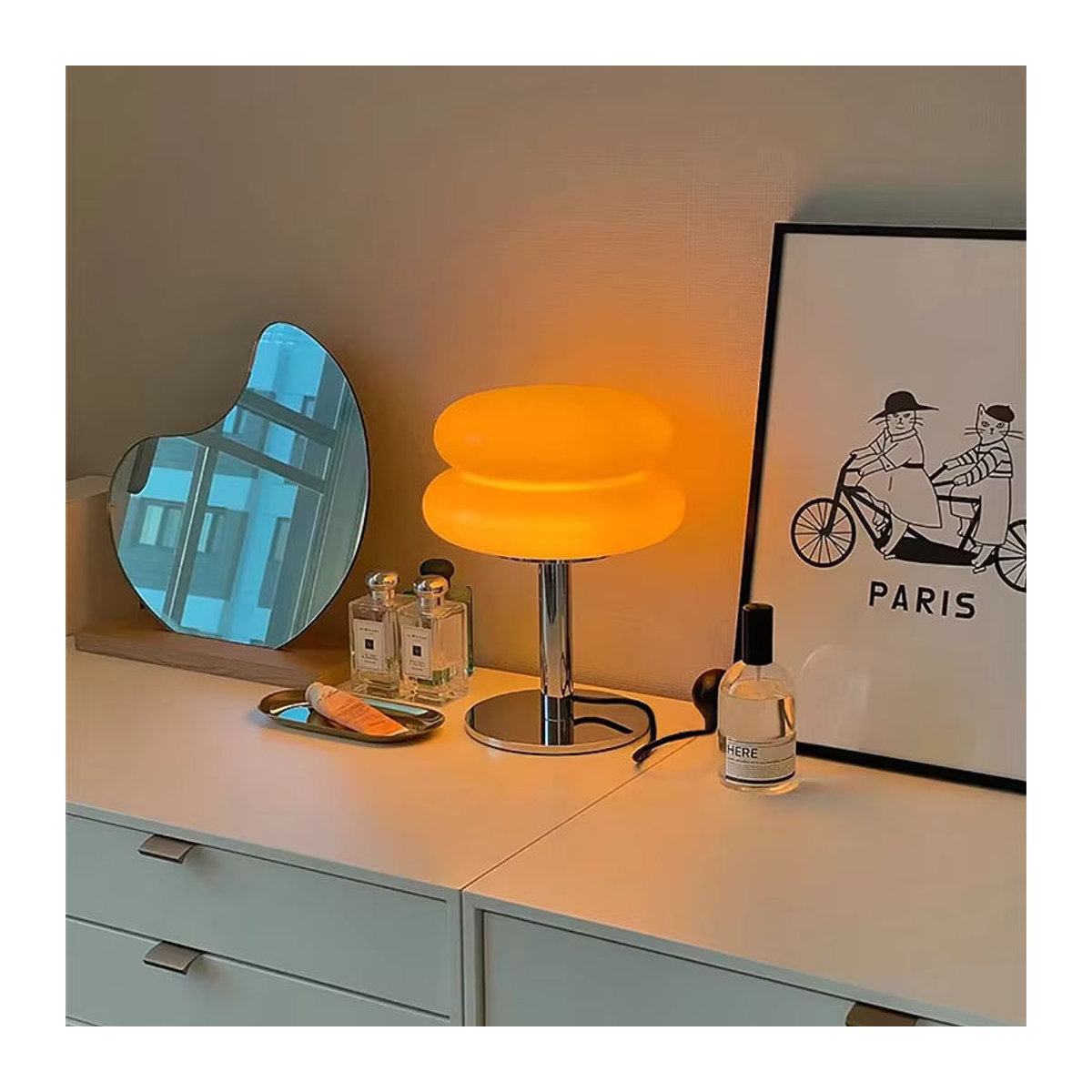 Feimefeiyou Skandinavische LED Tischlampe in Silber, stufenlos dimmbar, minimalistisches Design aus Kunststoff für Schlafzimmer, Wohnzimmer und Schreibtisch - Bild 6