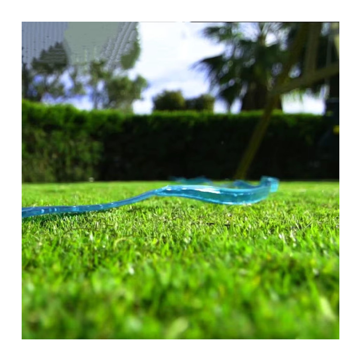 Feiner Sprühschlauch für Garten und Rasen zur Bewässerung und Kühlung in Grün - Bild 3