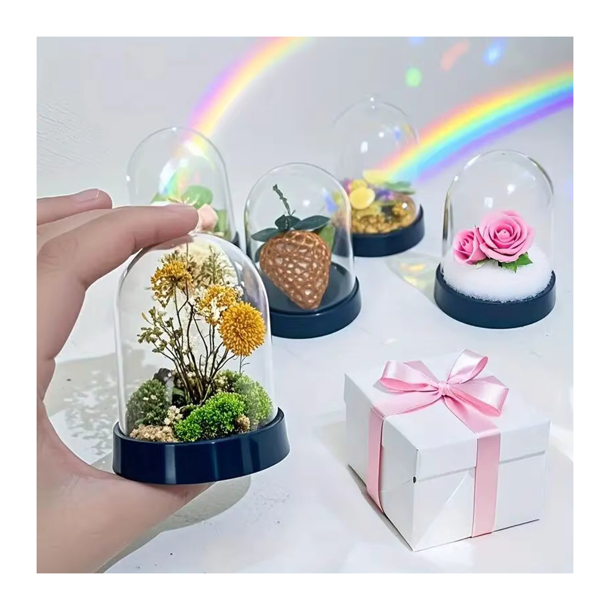 Flowe Transparente Kuppel-Displaybox aus Acryl mit Sockel zur Schmuckpräsentation - Bild 2