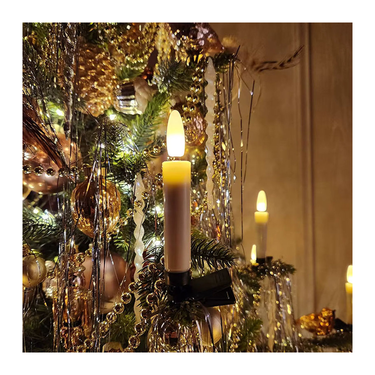 FPOO LED-Weihnachtskerzen in Weiß mit Flackereffekt und Fernbedienung, batteriebetriebene Stabkerzen aus Kunststoff für deine Dekoration - Bild 2