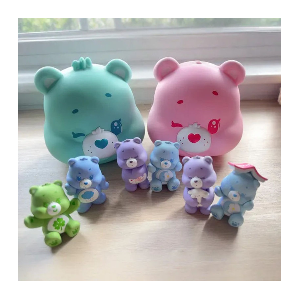 Funism Care Bears Glow Daily Series Bärenkopf Blindbox Mehrfarbige Sammelfigur aus Kunststoff zur Heimdekoration - Bild 1
