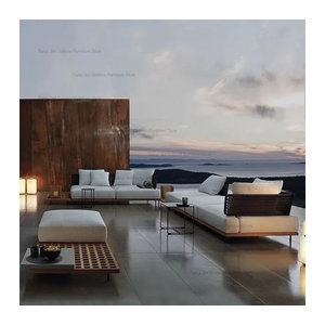 FYOS Moderne Gartensofa im Italienischen Stil aus Massivholz und Rattan in Weiß