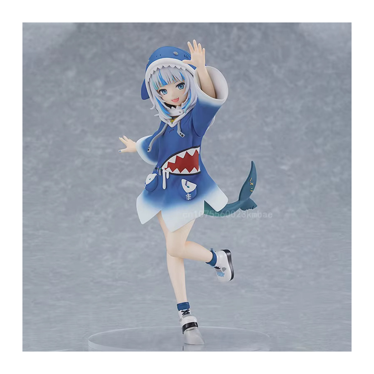 Gawr Gura Hololive Anime Figur in Blau, Kawaii Hai Modell aus Kunststoff, 15 cm Höhe - Bild 4