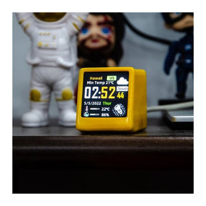 GEEKMAGIC Mini WiFi Desktop Wetterstation mit IPS LCD-Display als digitale Uhr und Deko-Gadget in Schwarz und Gelb