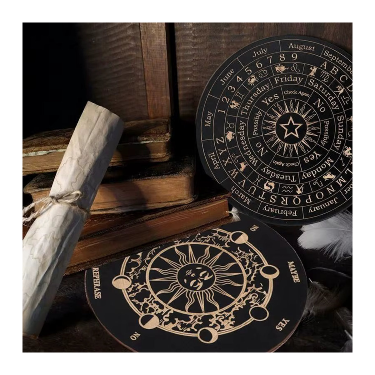 Geschnitztes Pendelbrett aus Holz mit Mond- und Sternen-Motiv für Meditation und Wahrsagerei - Bild 3