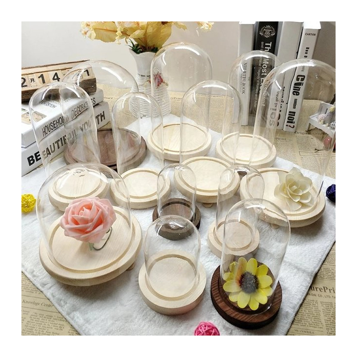Glasabdeckung mit floralem Blumenimitat und Holzsockel, transparente Kuppelabdeckung für Sukkulenten und DIY-Figuren, runde Dekoration in minimalistischem Design - Bild 1