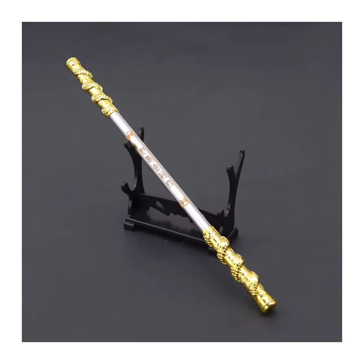 Goldene Sonne Wukong Figur aus Metalllegierung, Dekorative Affen-Modellfigur, Höhe: 22 cm - Bild 2