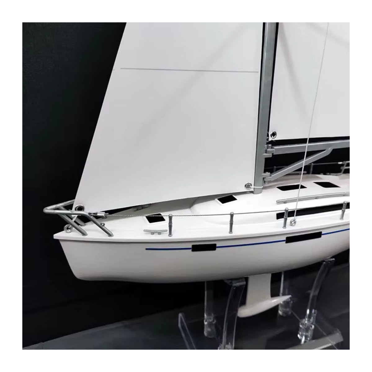 Goni Segelschiff Modellbausatz DIY Fischerboot aus Kunststoff in Weiß - Bild 2