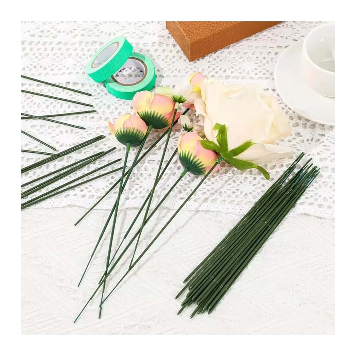 Grüner künstlicher Blumenstiel aus Metall für deine DIY-Dekoration bei Hochzeiten oder Weihnachten - Bild 4