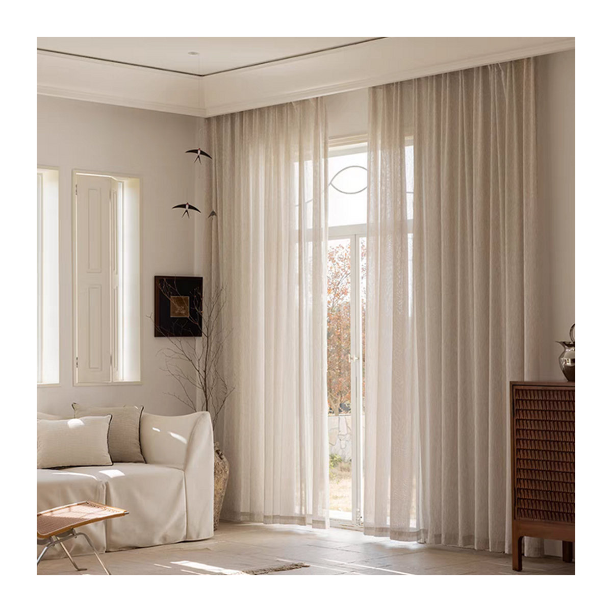 Halbtransparente Voile-Vorhänge in Weiß als Lichtfilter und Sichtschutz für dein Wohnzimmer, Schlafzimmer oder deine Küche - Bild 1