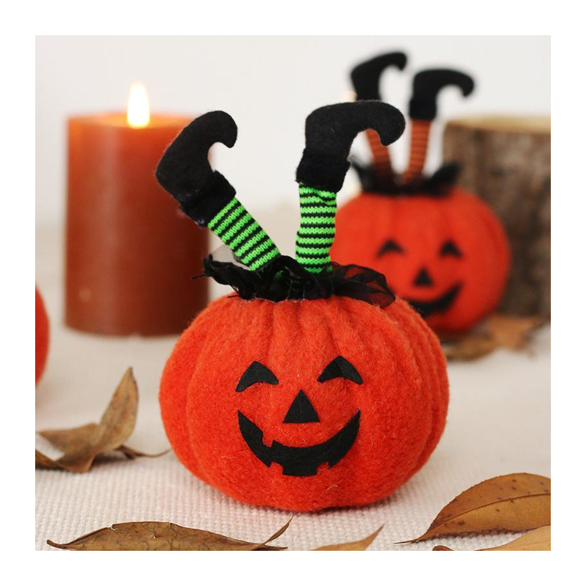 Halloween Dekoration Hexenfüße Figurenornamente aus Seidenstoff in Orange, Lila und Grün - Bild 2