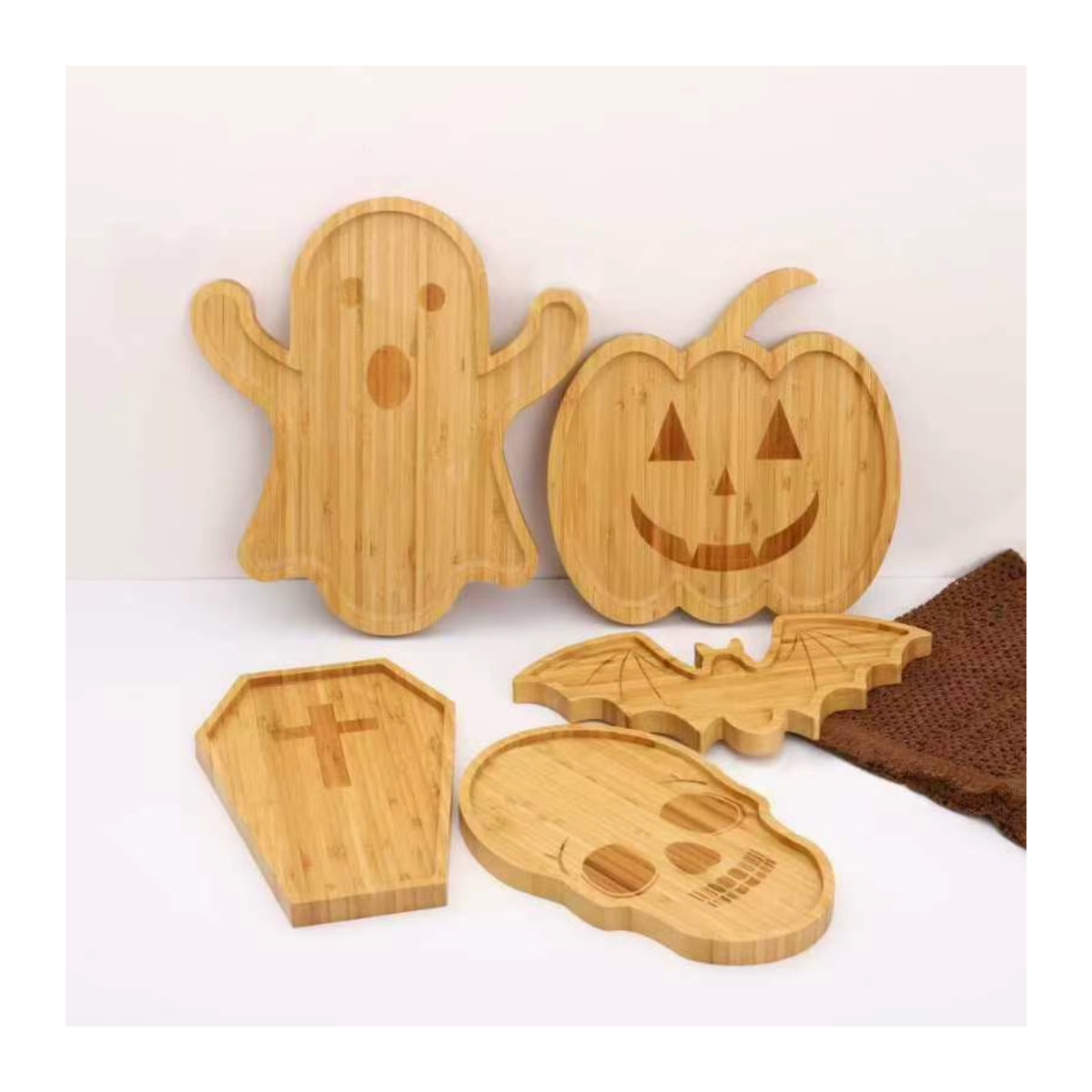 Halloween Kürbis Tablett aus Holz in Beige für Süßigkeiten und Party-Deko - Bild 2
