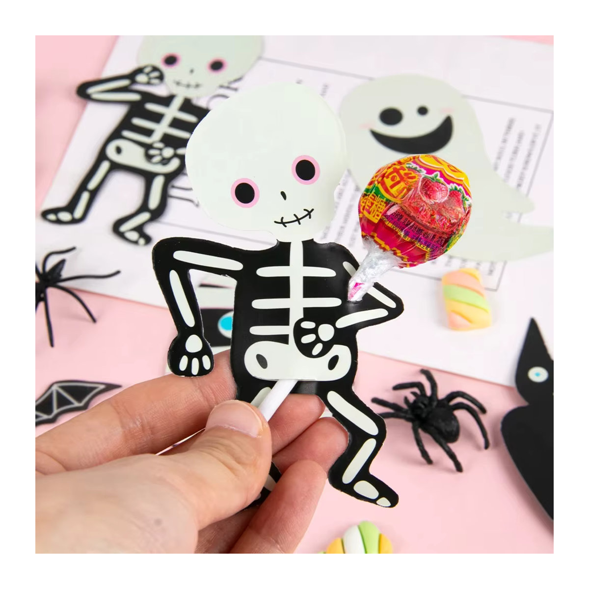 Halloween Süßigkeiten Halter aus Papier mit Kürbis Fledermaus und Geist Motiven für deine Party Dekoration in Weiß - Bild 3