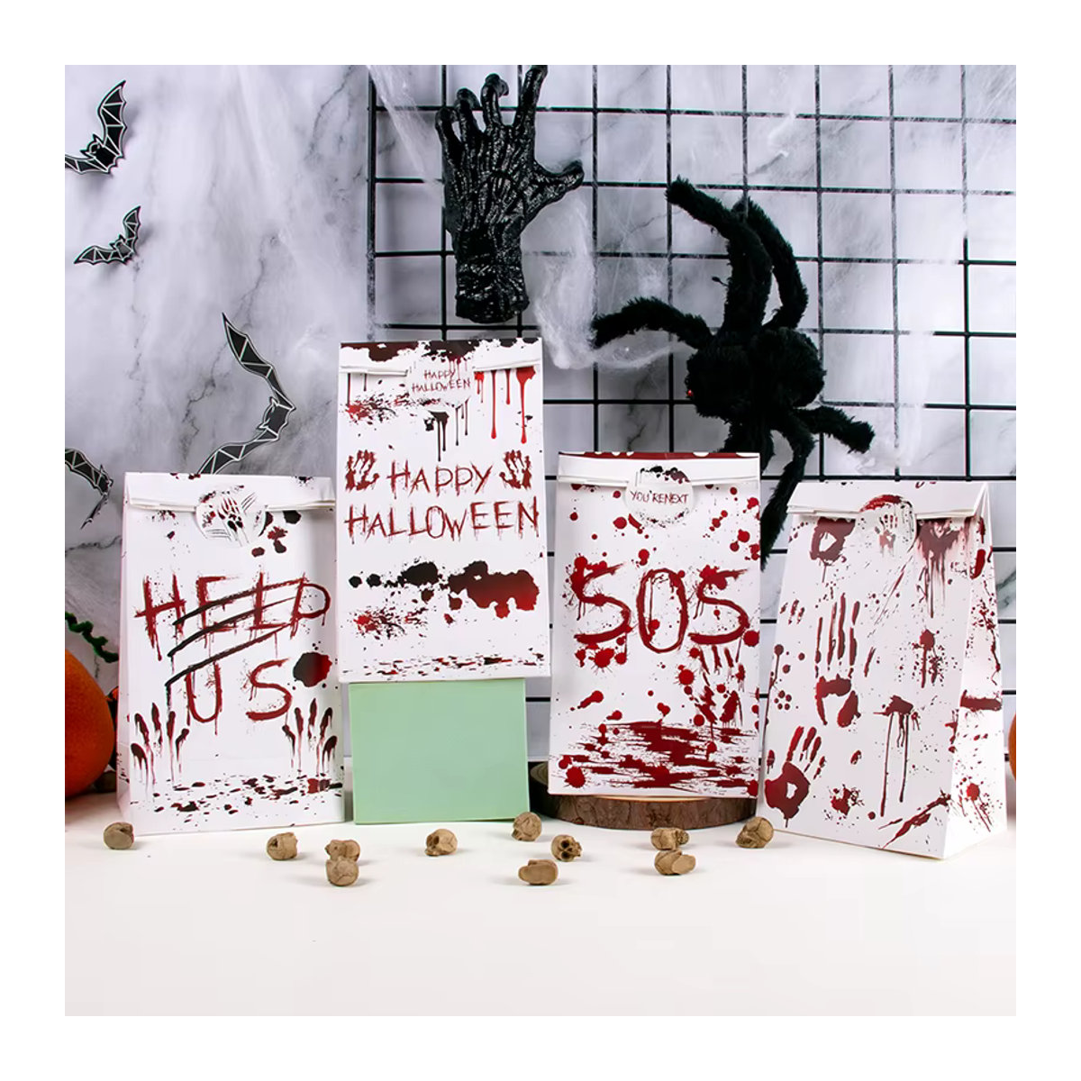 Halloween Süßigkeiten Tüte mit blutigem Handabdruck in Weiß aus Papier für Partyzubehör und Geschenke - Bild 4