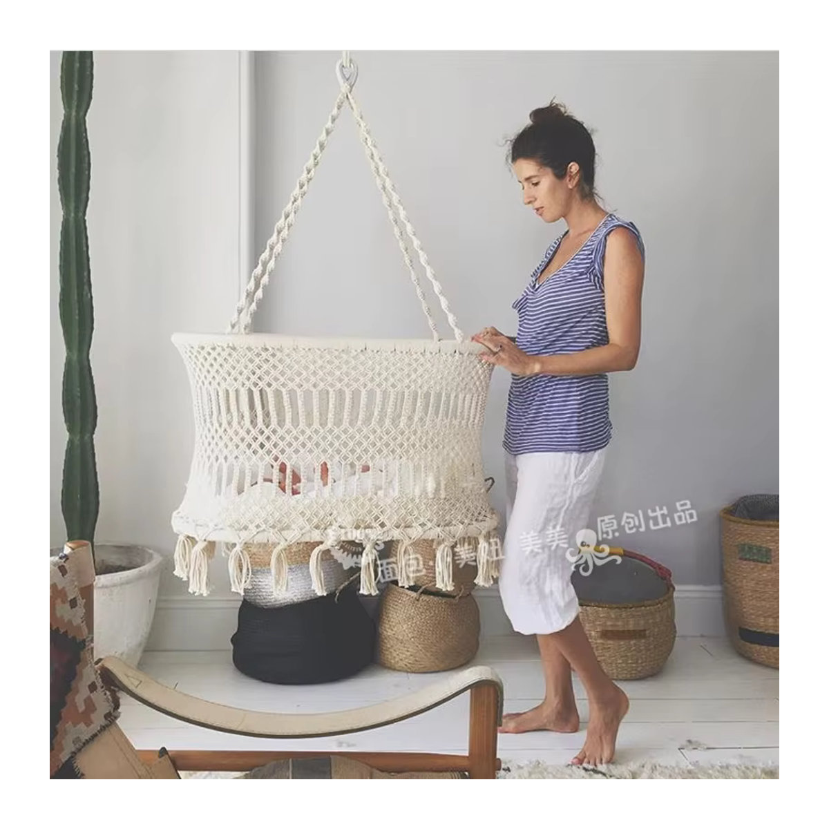 Handgefertigte hängende Wiege im Bohemian Stil für Neugeborene, tragbarer Schaukelschläfer für das Kinderzimmer, Weiß/Beige, B: 59 cm, T: 59 cm, H: 35,56 cm - Bild 2