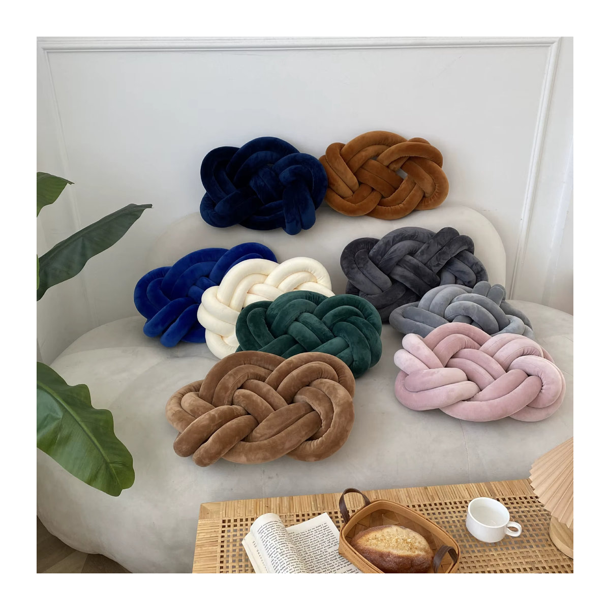 Handgefertigter Knoten-Kissenball von inyahome in Grün, Dekokissen B: 45 cm, T: 35 cm - Bild 2