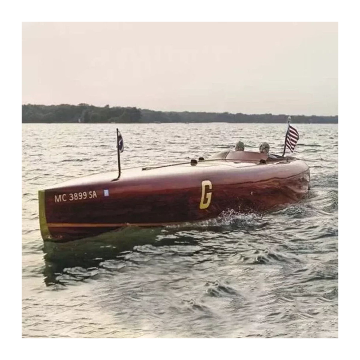 Handgefertigtes Schiffsmodell G5 Schnellboot-Set aus Lindenholz in Braun mit Fernbedienung und 900 mm Länge - Bild 1