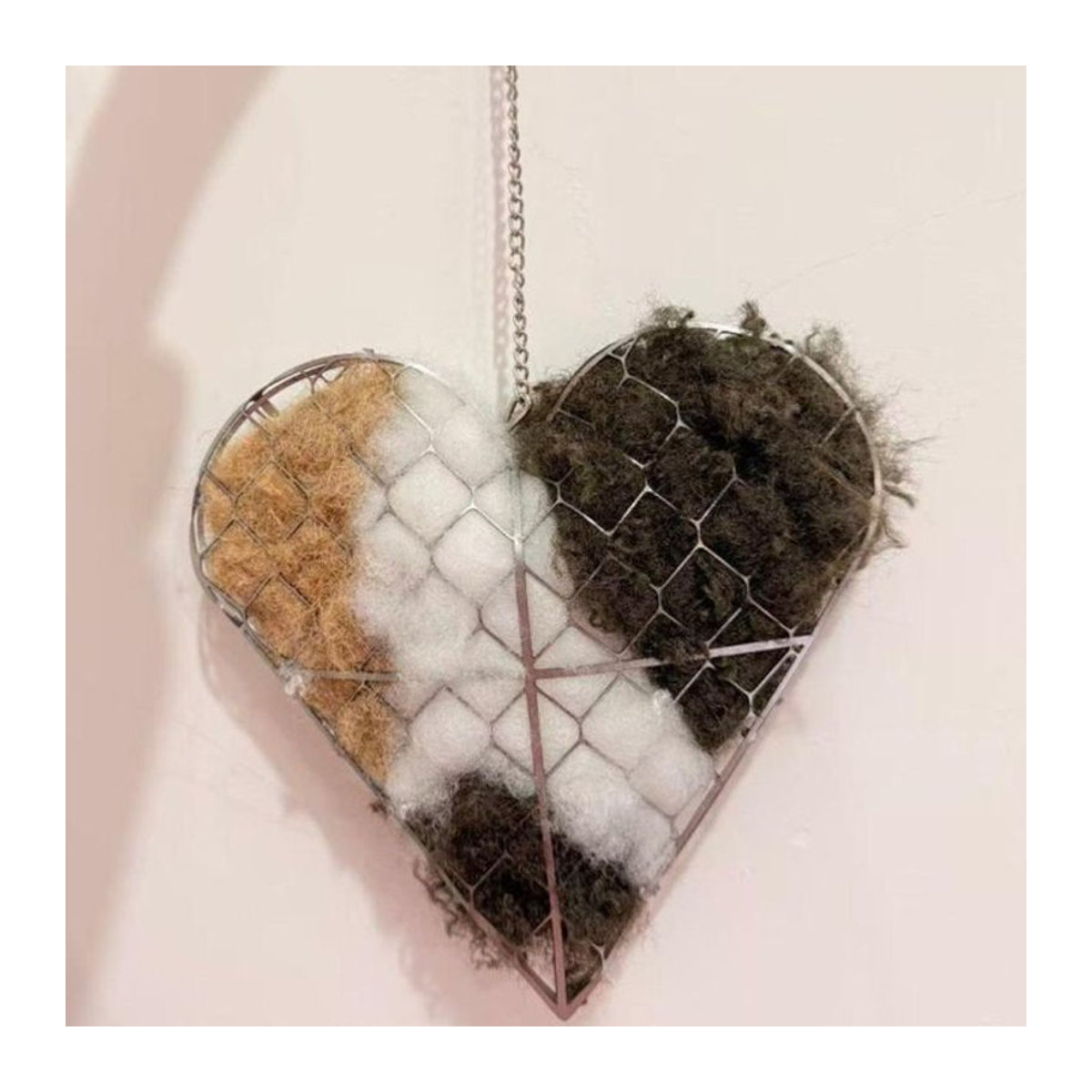 Handgefertigtes Vogelnester in Herzform aus Alpakafaser von gaodaidecoe, mehrfarbig - Bild 1