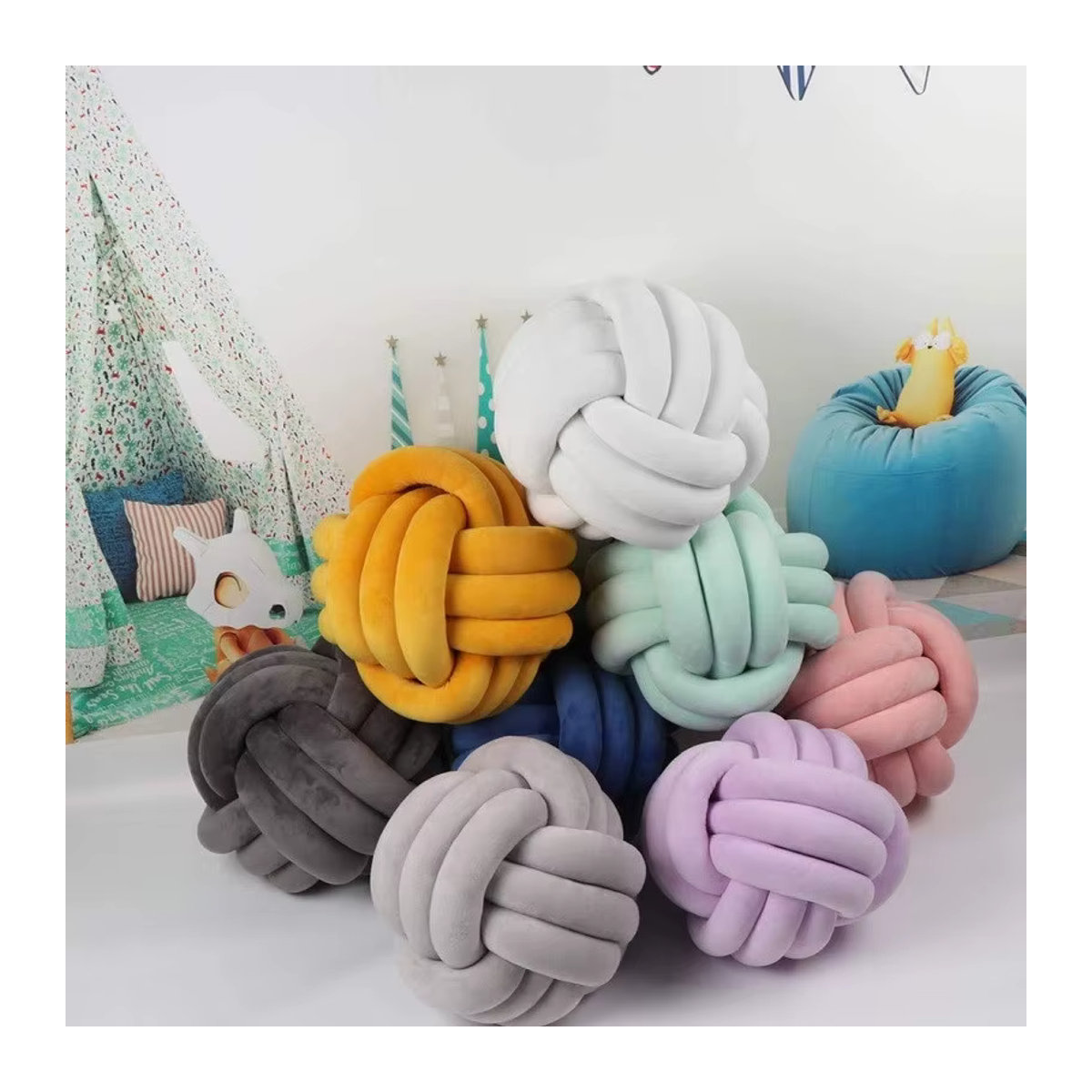 Handgemachtes dekoratives Knoten-Kissen in runder Ballform von inyahome in Creme, Weiß und Mehrfarbig - Bild 5