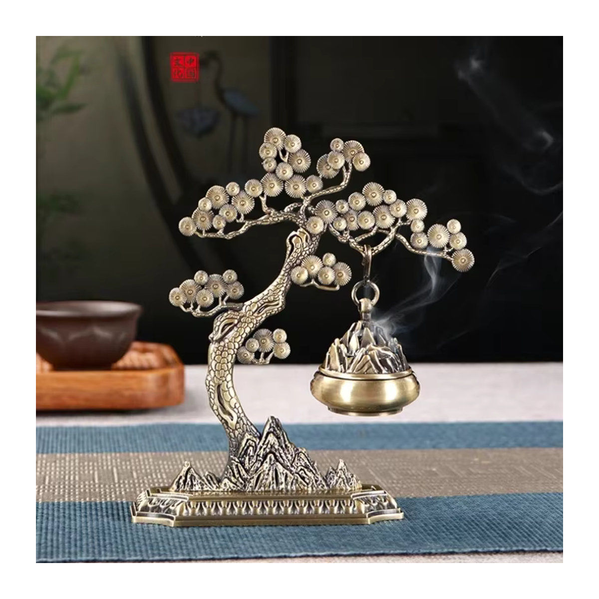 Hängender Weihrauchbrenner im chinesischen Stil aus Kiefernholz und Metall in Gold für Teezeremonien und Aromatherapie - Bild 3