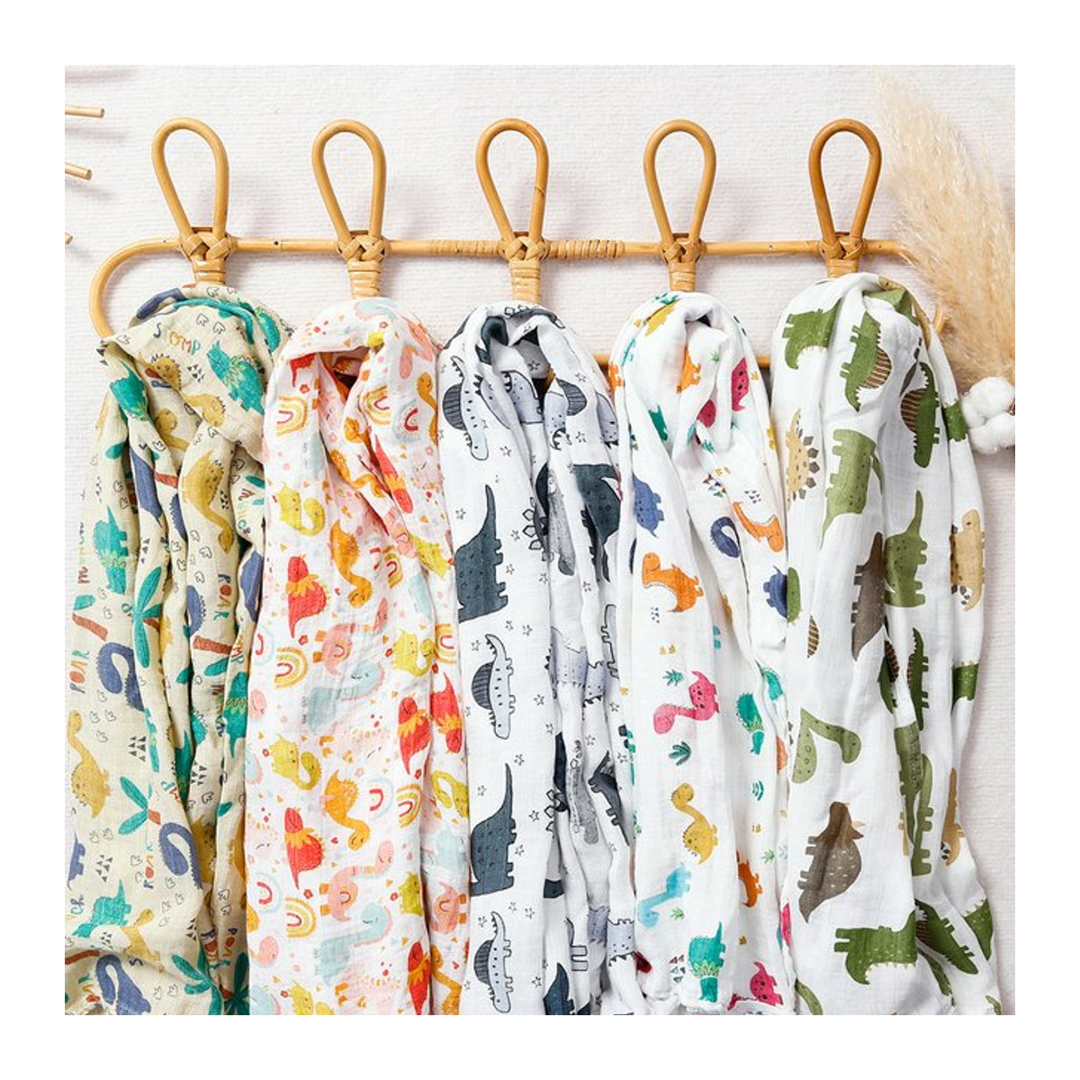 HappyFlute Babydecke mit Dinosaurier-Druck aus weichem Bambus-Baumwollstoff als Multifunktions-Pucktuch und Schlafdecke für Neugeborene in Multicolor - Bild 1