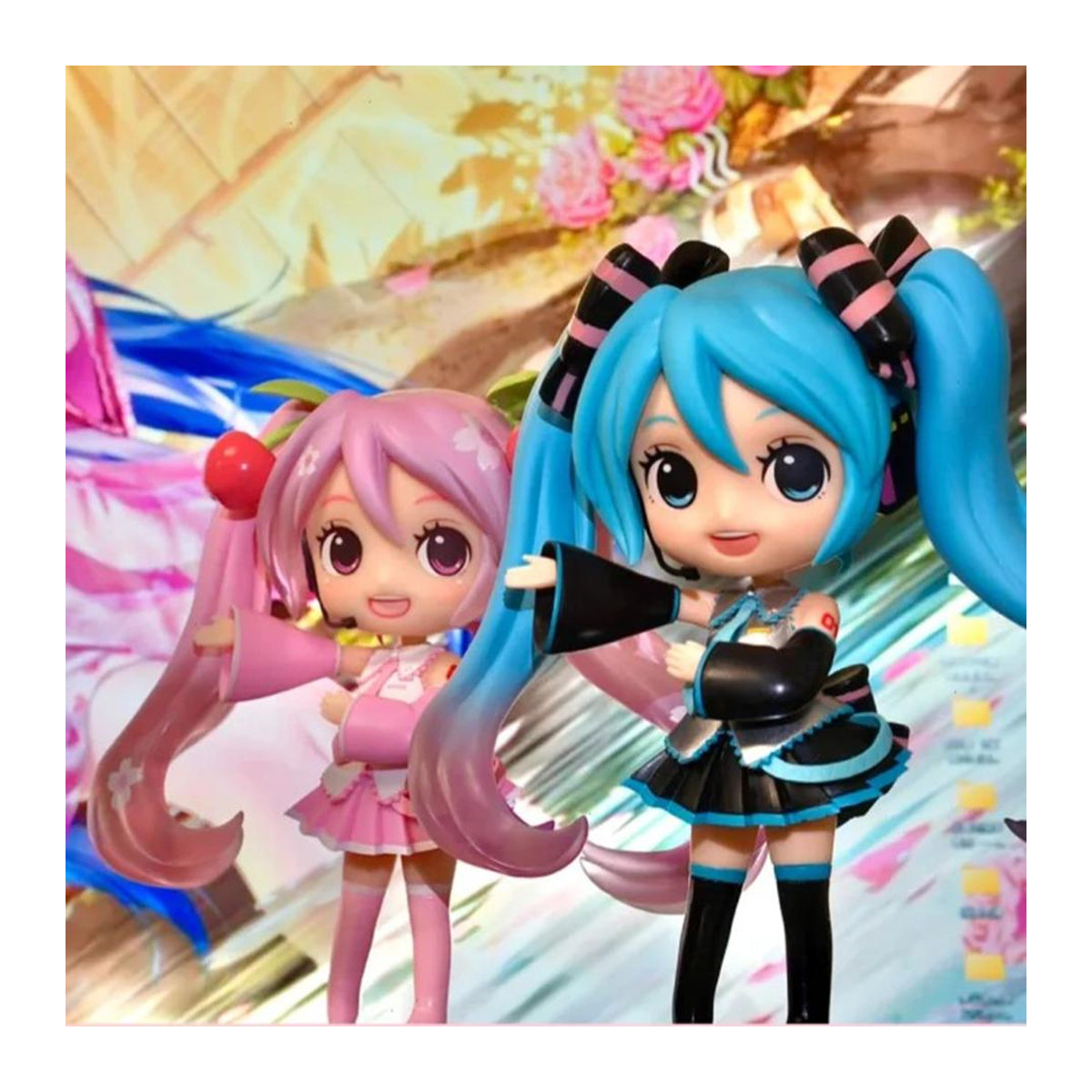 Hatsune Miku Anime Figur von Fashnics in Rosa mit Kirschblütenkleid aus PVC - Bild 1